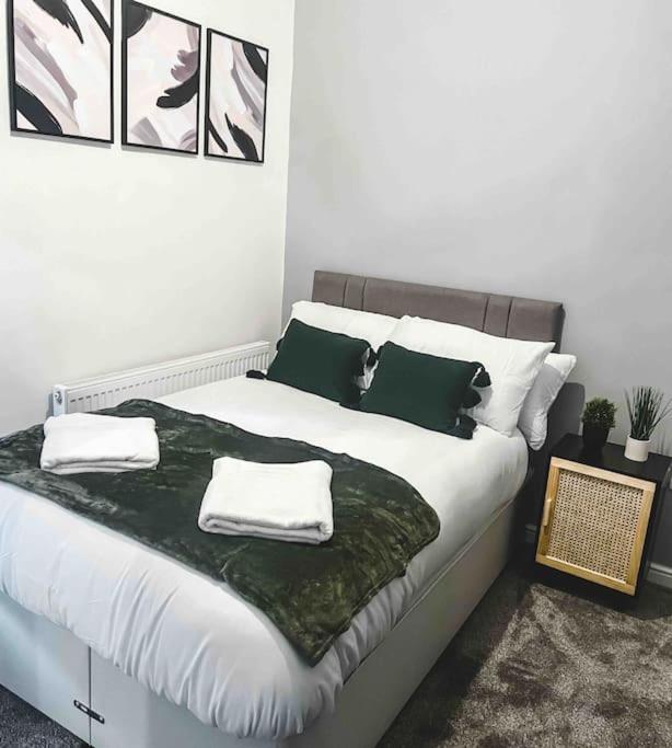 Comfortable In Bolton * Farnworth